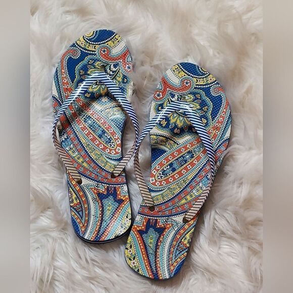 ‎Vera Bradley Blue multicolored floral Flip-flops - Picture 3 of 10